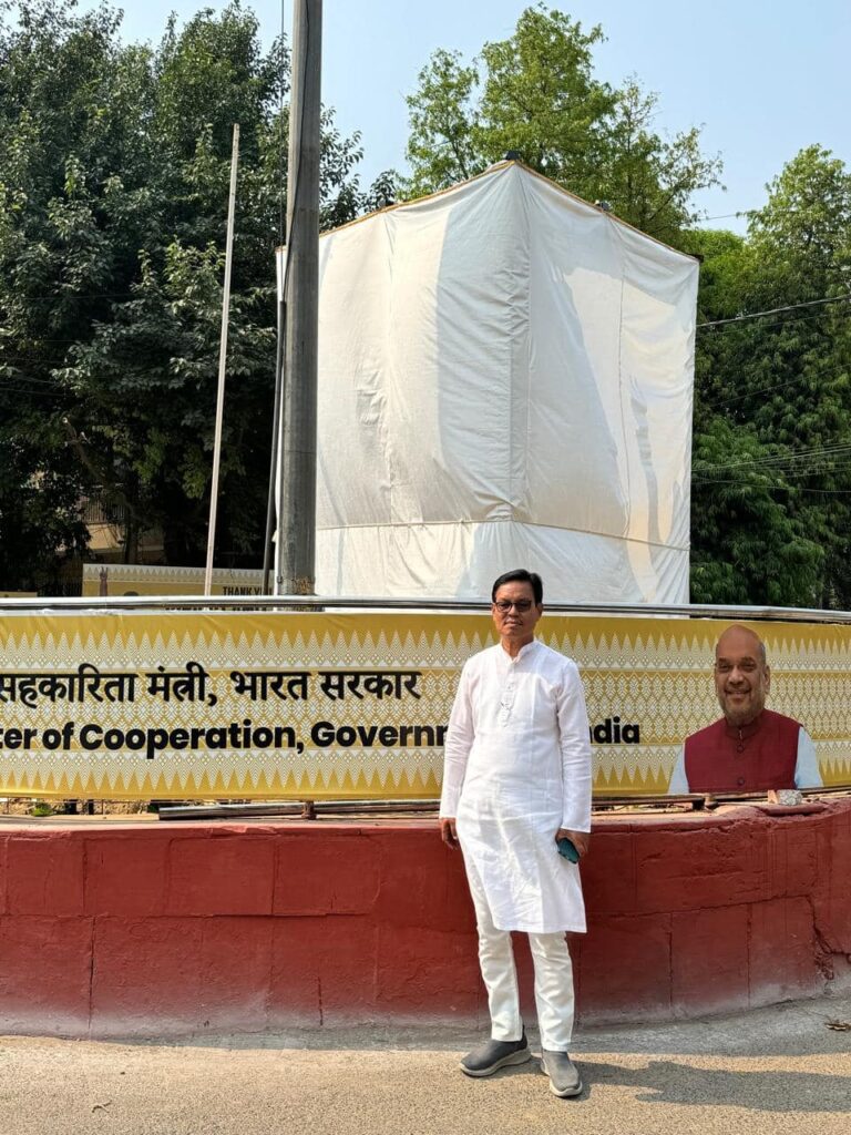 Unveiling the Statue of Upendra Nath Brahma